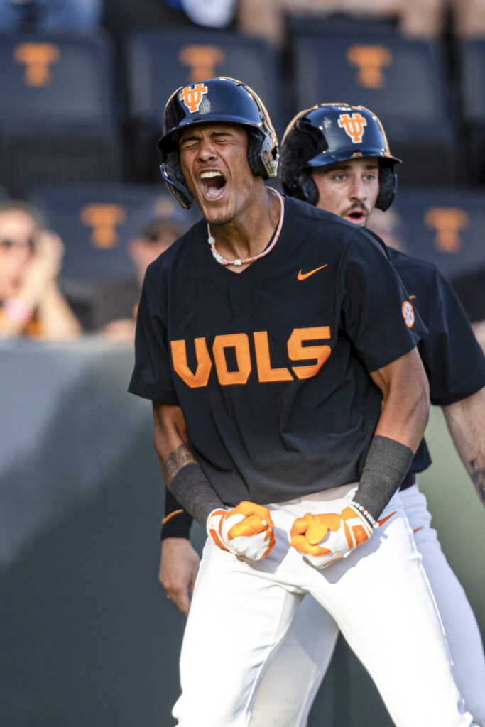 Rob Faber Photography | University of Tennessee Sports Photographer | Tennessee player celebrating with intensity after big play in LSU series